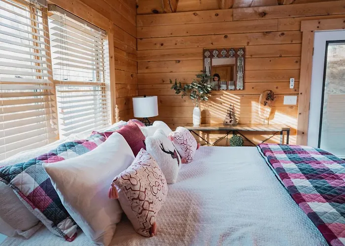 Yosemite Charm By Casa Oso With Spa And Breathtaking Views